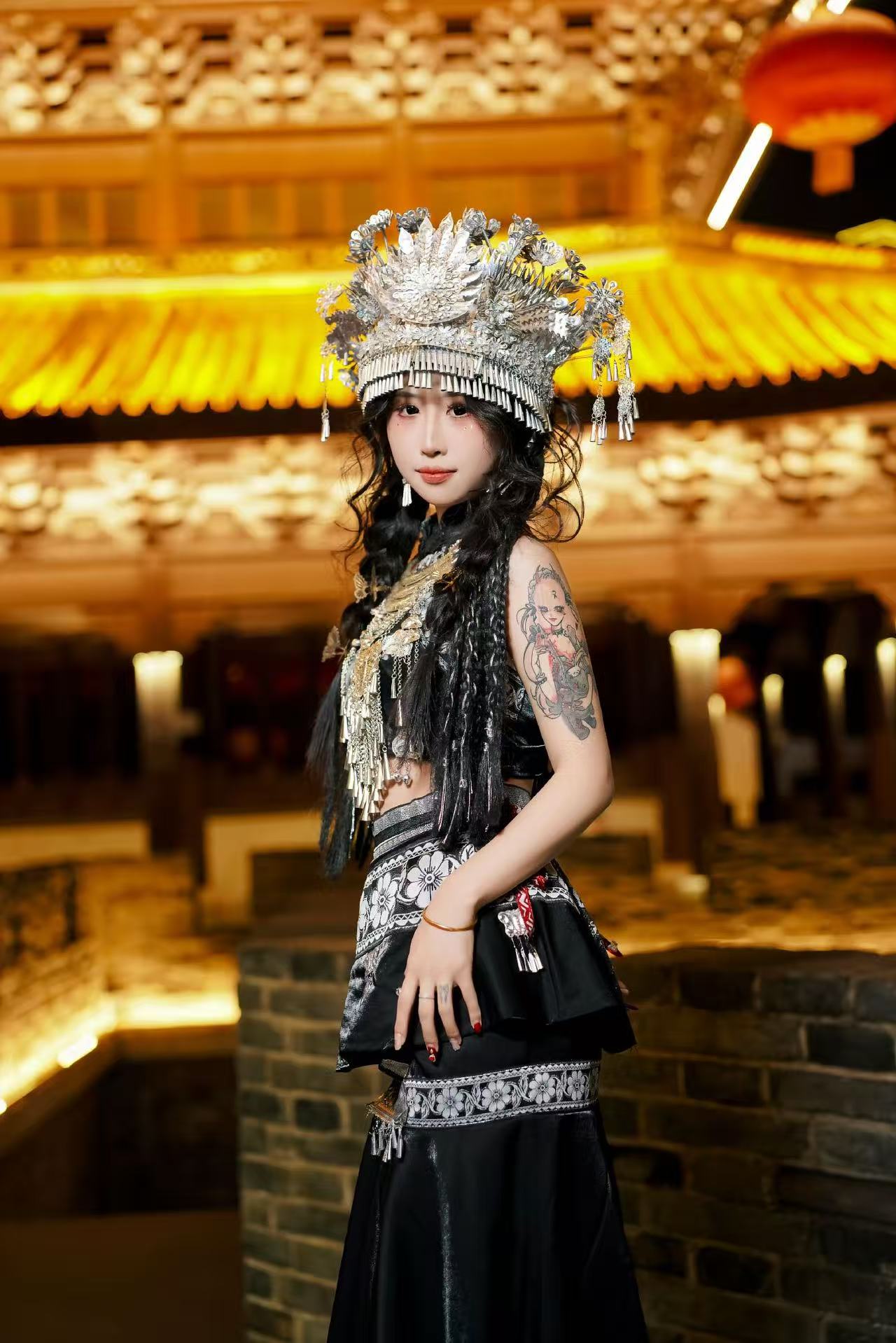 黑苗 客片 1