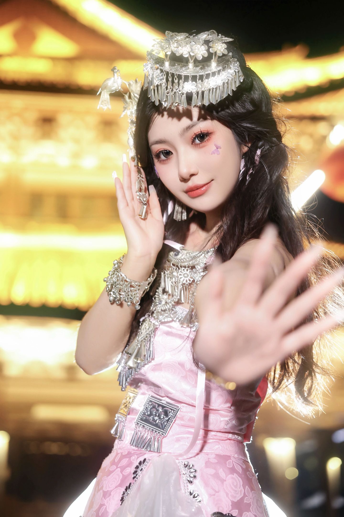 粉色苗族 客片 3