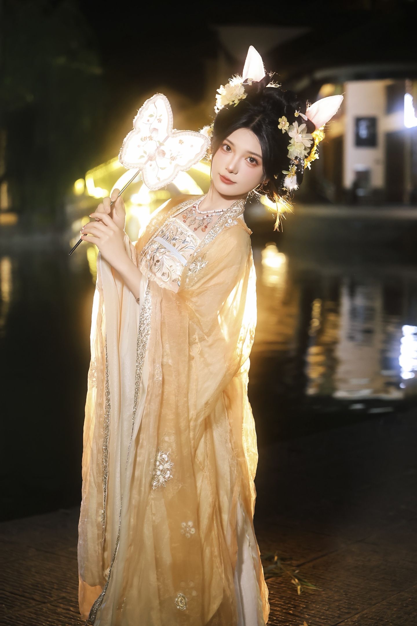 玉兔 客片 1