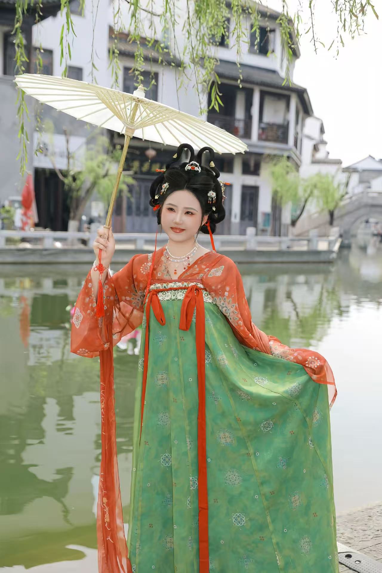 红色小唐风 客片 1