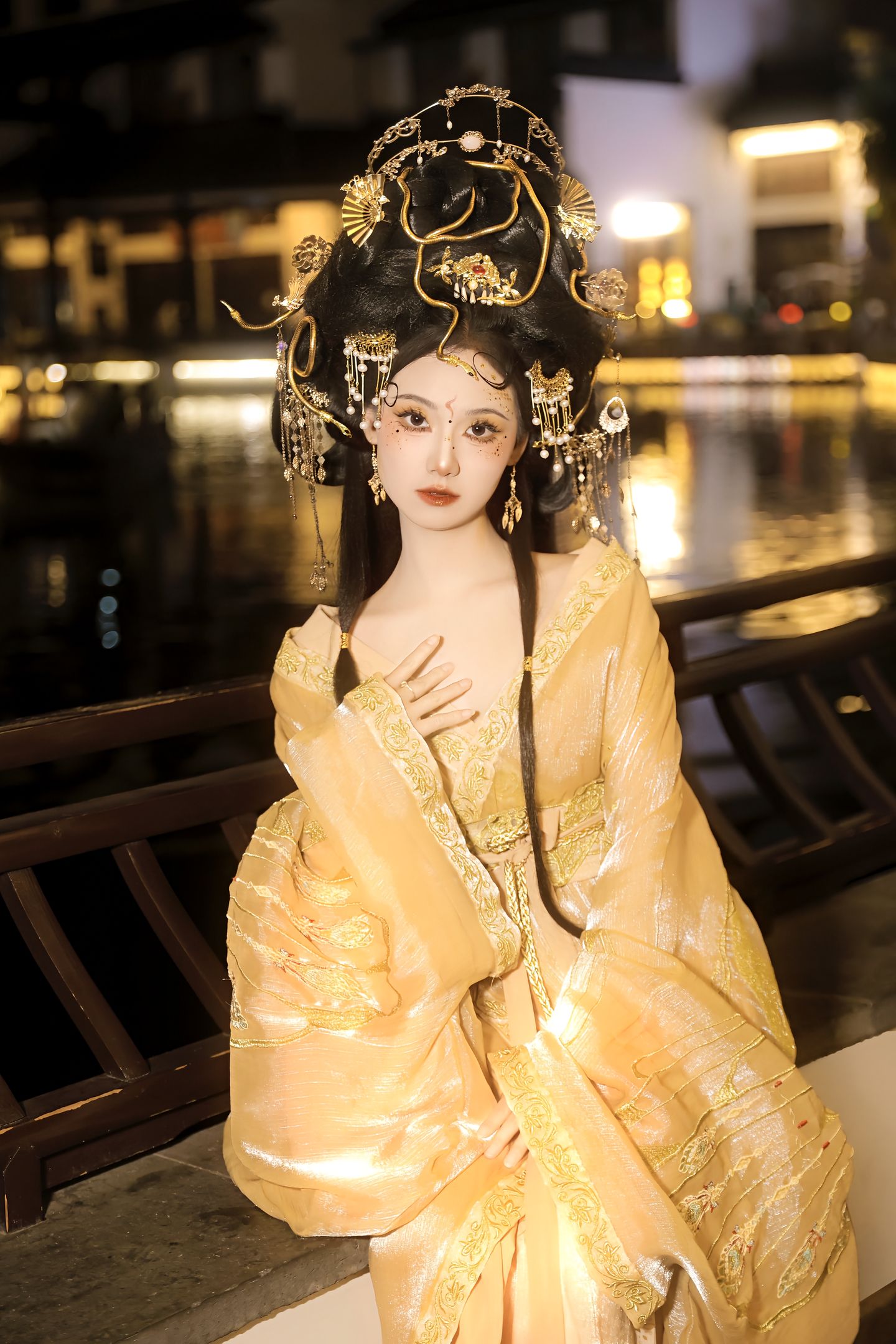 金蛇 客片 2