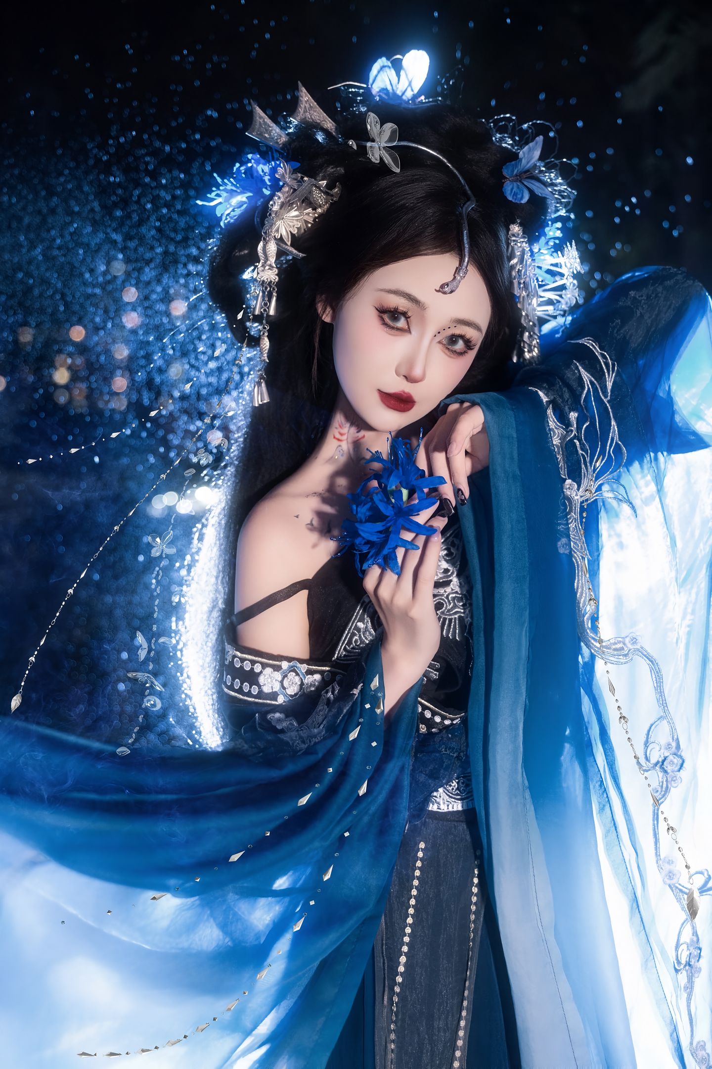 苗疆蛊女 客片 1