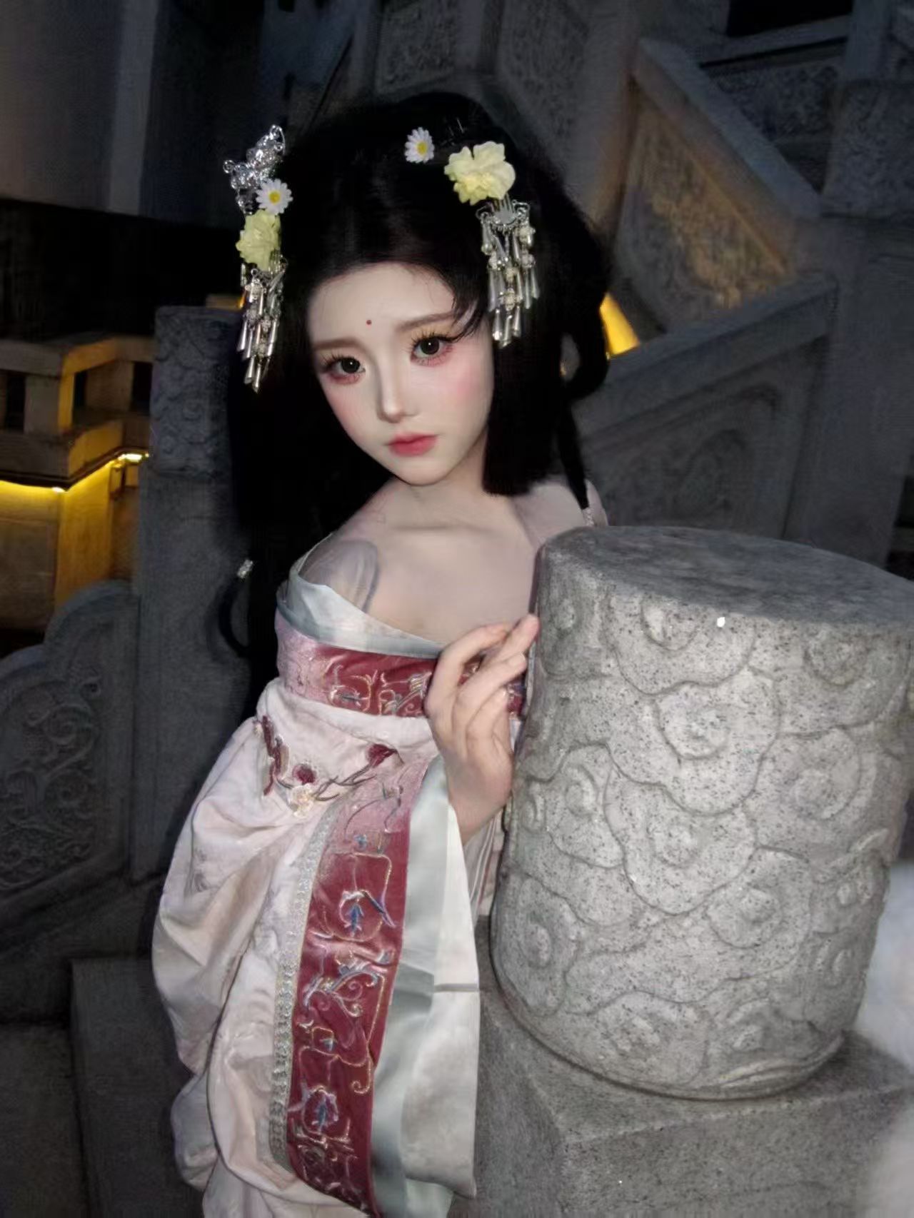 白色小唯 客片 2