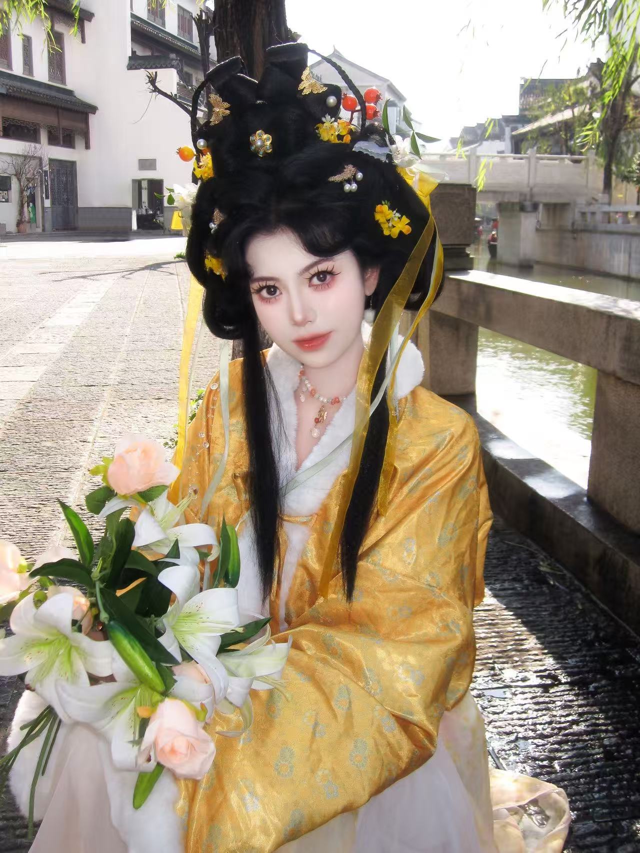 黄色小唐（高定） 客片 2