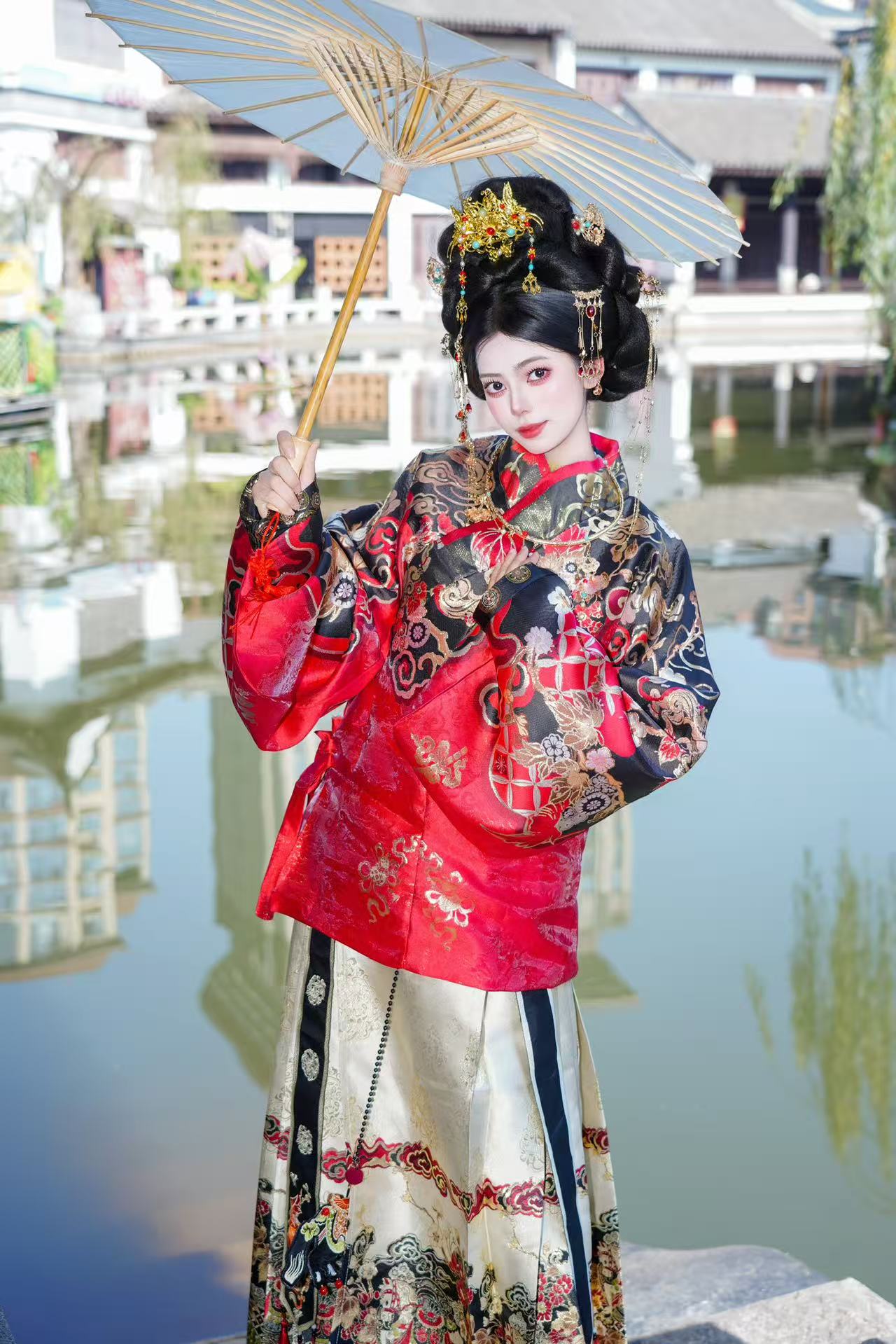 红色明制 客片 3