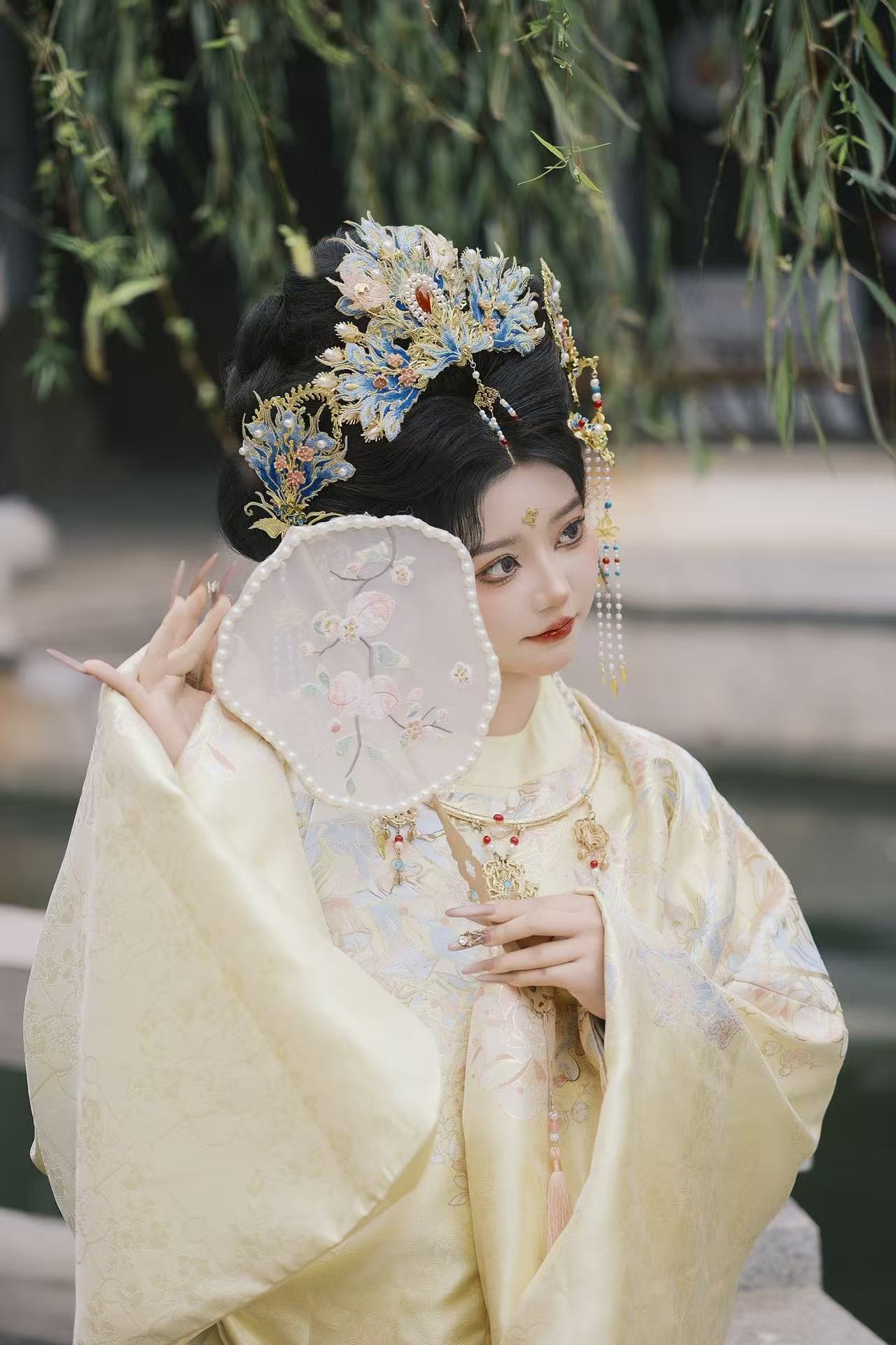 金色明制贵女 客片 2