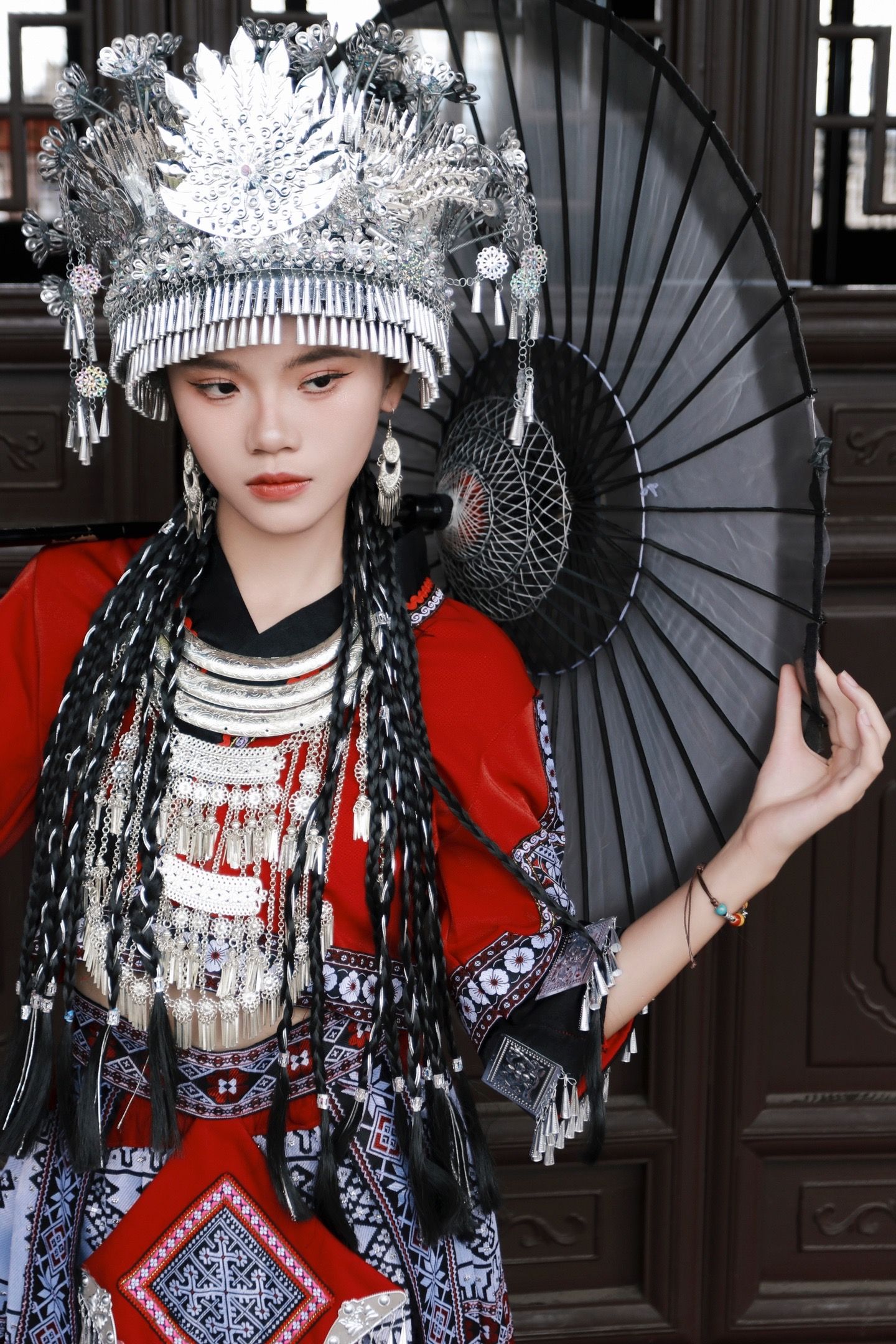 红苗 客片 1