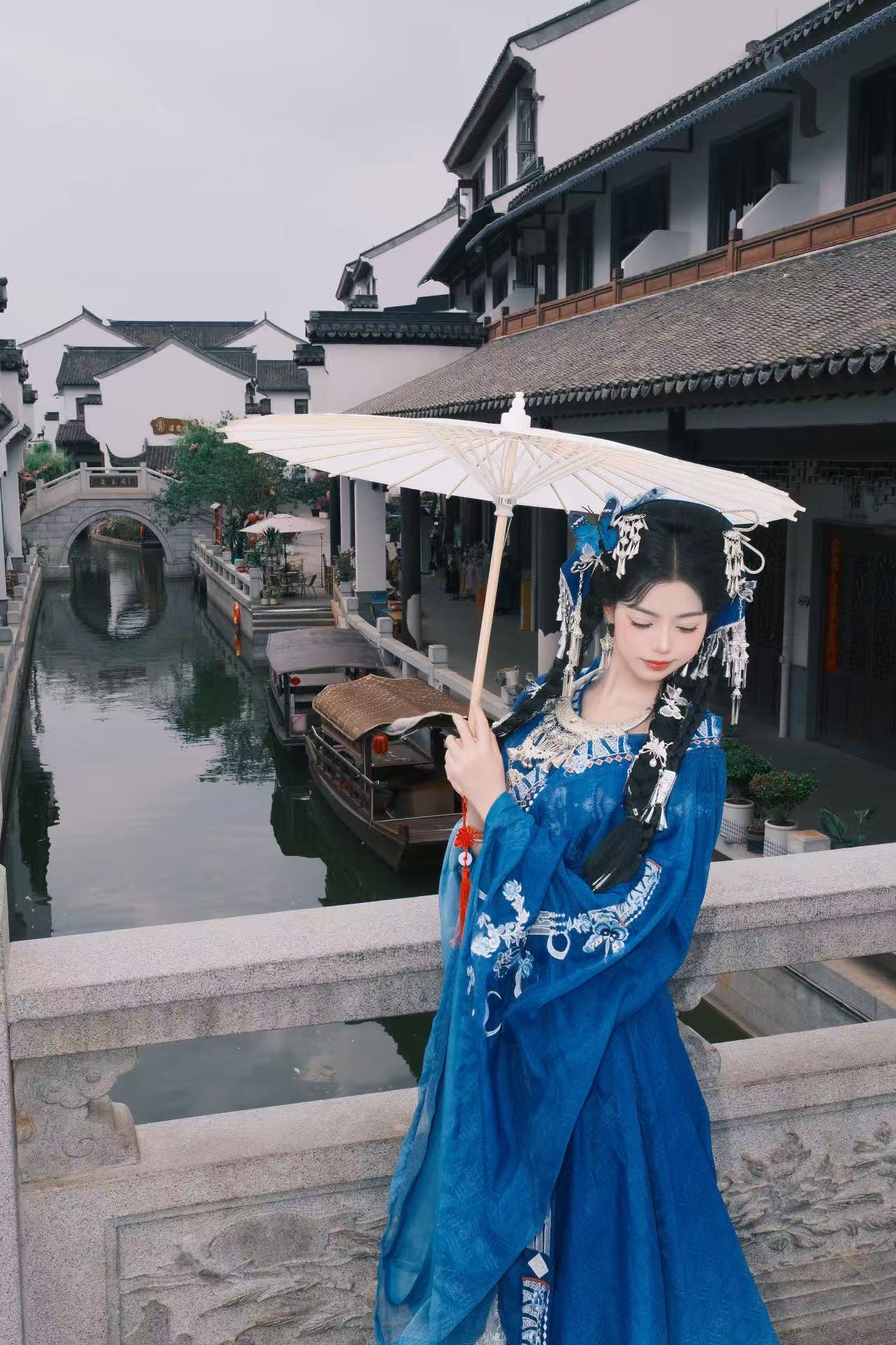 蓝色苗疆少女 客片 1