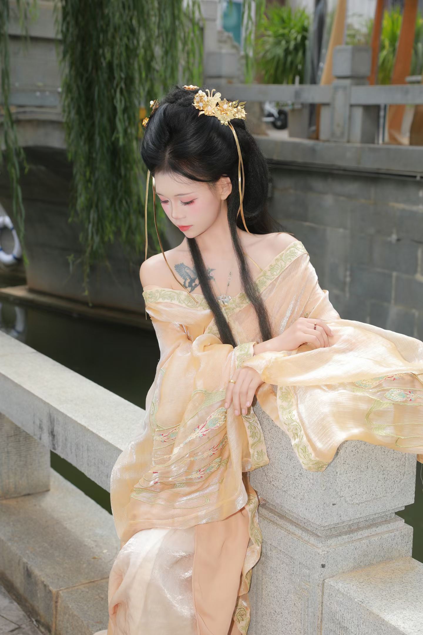 金色虞姬 客片 2