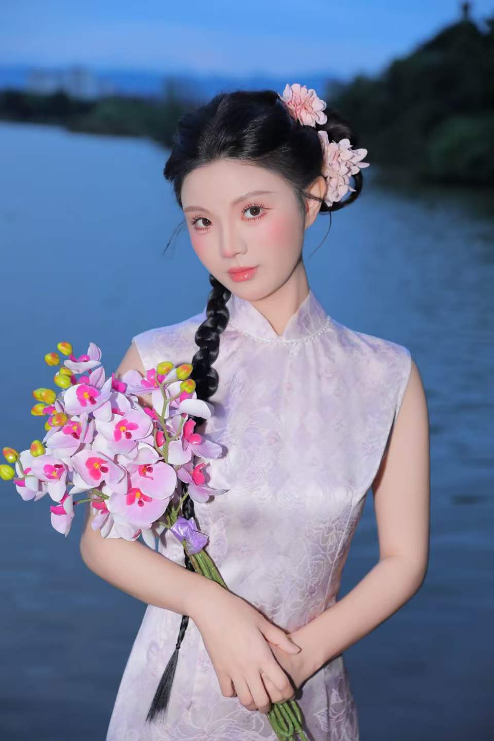 紫色旗袍 客片 1